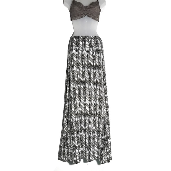 MAX STUDIO | Maxi Skirt - Black White & Cream — S - Picture 6 of 8